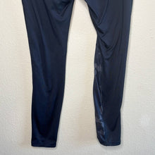 Load image into Gallery viewer, Medium Under Armour Black Camouflage Printed Compression Leggings
