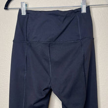 Load image into Gallery viewer, Small Victoria’s Secret Black Knockout Skinny Tight Leggings
