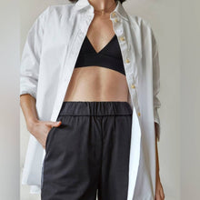 Load image into Gallery viewer, XXL Everlane Black The Invisible Bra Plus Size
