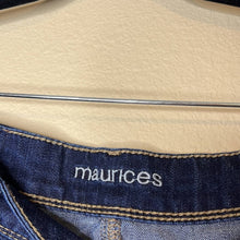 Load image into Gallery viewer, Size 16W Maurices Plus Size Dark Wash Boot Cut Jeans
