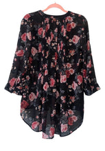 Load image into Gallery viewer, Small American Rag Sheer Black Floral Tunic
