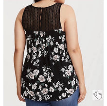 Load image into Gallery viewer, Torrid BLACK FLORAL LACE YOKE KNIT TANK TOP
