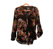 Load image into Gallery viewer, Kut From The Kloth Black Floral Button Up Blouse
