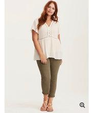 Load image into Gallery viewer, Torrid | Chiffon Lace Up Back Blouse
