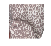 Load image into Gallery viewer, Vince Camuto Beige &amp; White Rose Gold Leopard Fitted Cami
