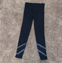 Load image into Gallery viewer, Joylab Black Blue Tie Dye  High Waisted Leggings
