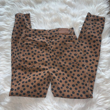 Load image into Gallery viewer, Madewell | Leopard Dot Skinny Jeans
