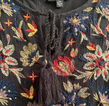 Load image into Gallery viewer, American Eagle | Embroidered Tassel Gauze Tunic Top
