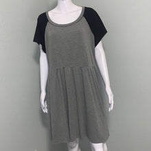 Load image into Gallery viewer, Size 3XL Torrid Black &amp; Gray Raglan Skater Dress
