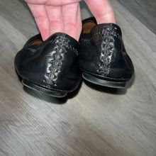 Load image into Gallery viewer, Sz 7 Lucky Brand Basic Black Ballet Flats
