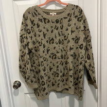 Load image into Gallery viewer, Large Easel Neutral Tone Leopard Animal Print Long Sleeve Sweater
