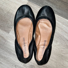 Load image into Gallery viewer, Sz 7 Lucky Brand Basic Black Ballet Flats

