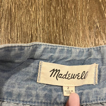 Load image into Gallery viewer, Size 2 Madewell Indigo Side Button Chambray Button Down Skirt
