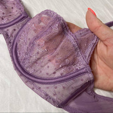 Load image into Gallery viewer, Size 32B Victoria's Secret NWOT Purple Mesh Embroidered Lace Bra
