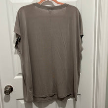 Load image into Gallery viewer, Size 1X Torrid Plus Beige CUPRO KEYHOLE DOLMAN TEE Shirt
