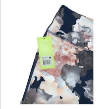Load image into Gallery viewer, Size XL Marika Sport NWT High Rise Squat Proof Dry-Wik Capri Leggings in Blush Navy
