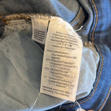 Load image into Gallery viewer, Size 27 Tall Madewell Roadtripper Dark Wash Denim Raw Hem Frayed Skinny Jeans
