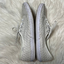 Load image into Gallery viewer, Size 10 Keds White Mini Daisy Embroidered Sneakers

