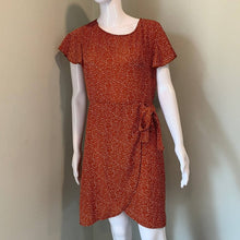 Load image into Gallery viewer, Medium Shein NWOT Orange &amp; White Polka Dot Short Sleeve Wrap Dress
