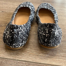 Load image into Gallery viewer, Size 7.5 Lucky Brand Black Gray &amp; White Woven Emmie Ballet Flats
