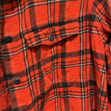 Load image into Gallery viewer, Size 4 J. Crew Women’s Red Flannel Long Sleeve Button Up
