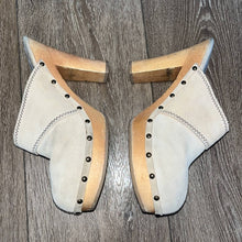 Load image into Gallery viewer, Size 9B Steve Madden Beige Faris Leather Platform Slip On Clog Heels
