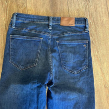 Load image into Gallery viewer, Size 27 Tall Madewell Roadtripper Dark Wash Denim Raw Hem Frayed Skinny Jeans
