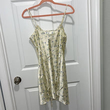 Load image into Gallery viewer, Medium Adonna Vintage Pastel Yellow &amp; Blue Floral Print Satin Night Gown Dress
