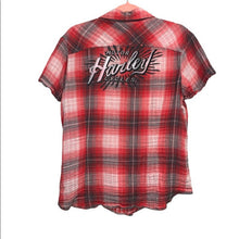Load image into Gallery viewer, Large Harley Davidson red plaid gauze cotton pearl snap short sleeve top embroidered
