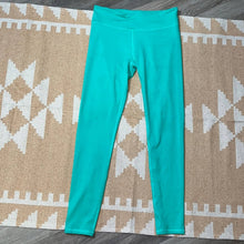 Load image into Gallery viewer, Size Medium Fabletics Bright Green Watch Me Leggings
