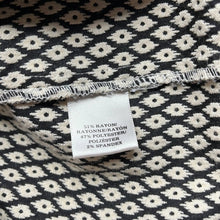 Load image into Gallery viewer, Size 8 Ann Taylor Black &amp; Ivory Printed Ankle Cropped Dress Pants
