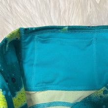 Load image into Gallery viewer, Medium Adidas Teal Green Capri Leggings
