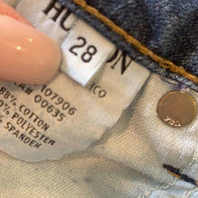 Load image into Gallery viewer, Size 27 Hudson Bacara Cropped Straight Cuffed Jeans
