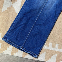 Load image into Gallery viewer, Size 29 Flying Monkey Vertical Pintuck Front Denim Blue Wide Leg Cropped Jeans
