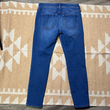 Load image into Gallery viewer, Size 8P Old Navy Rockstar Dark Wash Skinny Jeans
