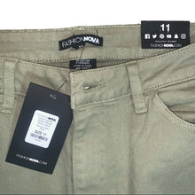 Load image into Gallery viewer, Size 11 Fashion Nova NWT Come Together Stretch Ripped Skinny Jeans - Olive
