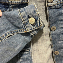 Load image into Gallery viewer, Small Levi’s Denim Trucker Jean Jacket
