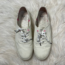 Load image into Gallery viewer, Size 8.5W Keds X Hatch Meghan Markle Mama Mother’s Day Valentine’s Day Sneakers
