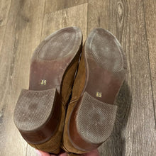 Load image into Gallery viewer, Size 8.5 Steve Madden Dabble Brown Almond store Suede Pull Tab Western Booties
