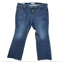 Load image into Gallery viewer, Sz 26 Torrid SLIM BOOT JEAN - VINTAGE STRETCH DARK WASH
