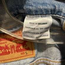Load image into Gallery viewer, Small Levi’s Denim Trucker Jean Jacket
