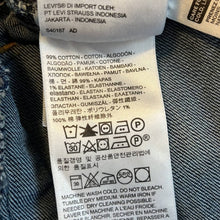 Load image into Gallery viewer, XS Levi’s Dark Wash Denim Trucker Jean Jacket
