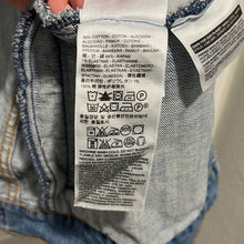Load image into Gallery viewer, Small Levi’s Denim Trucker Jean Jacket

