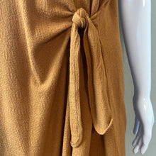 Load image into Gallery viewer, Size XL Madewell NWOT Texture &amp; Thread Short-Sleeve Side-Tie Wrap Dress
