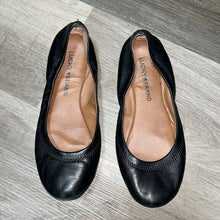 Load image into Gallery viewer, Sz 7 Lucky Brand Basic Black Ballet Flats
