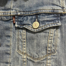 Load image into Gallery viewer, Small Levi’s Denim Trucker Jean Jacket
