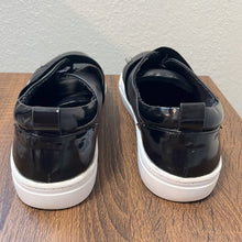 Load image into Gallery viewer, Size 10 Steve Madden Black Slip On Edison Sneakers
