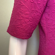 Load image into Gallery viewer, Size 10 Roz &amp; Ali NWOT Magenta Floral Skater Dress
