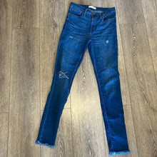 Load image into Gallery viewer, Size 27 Tall Madewell Roadtripper Dark Wash Denim Raw Hem Frayed Skinny Jeans
