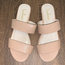Load image into Gallery viewer, Size 6.5 Lulu’s NWOT Decker Nude Slide Sandals
